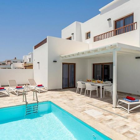 Villa Omura By Villa Plus Playa Blanca  Exterior photo