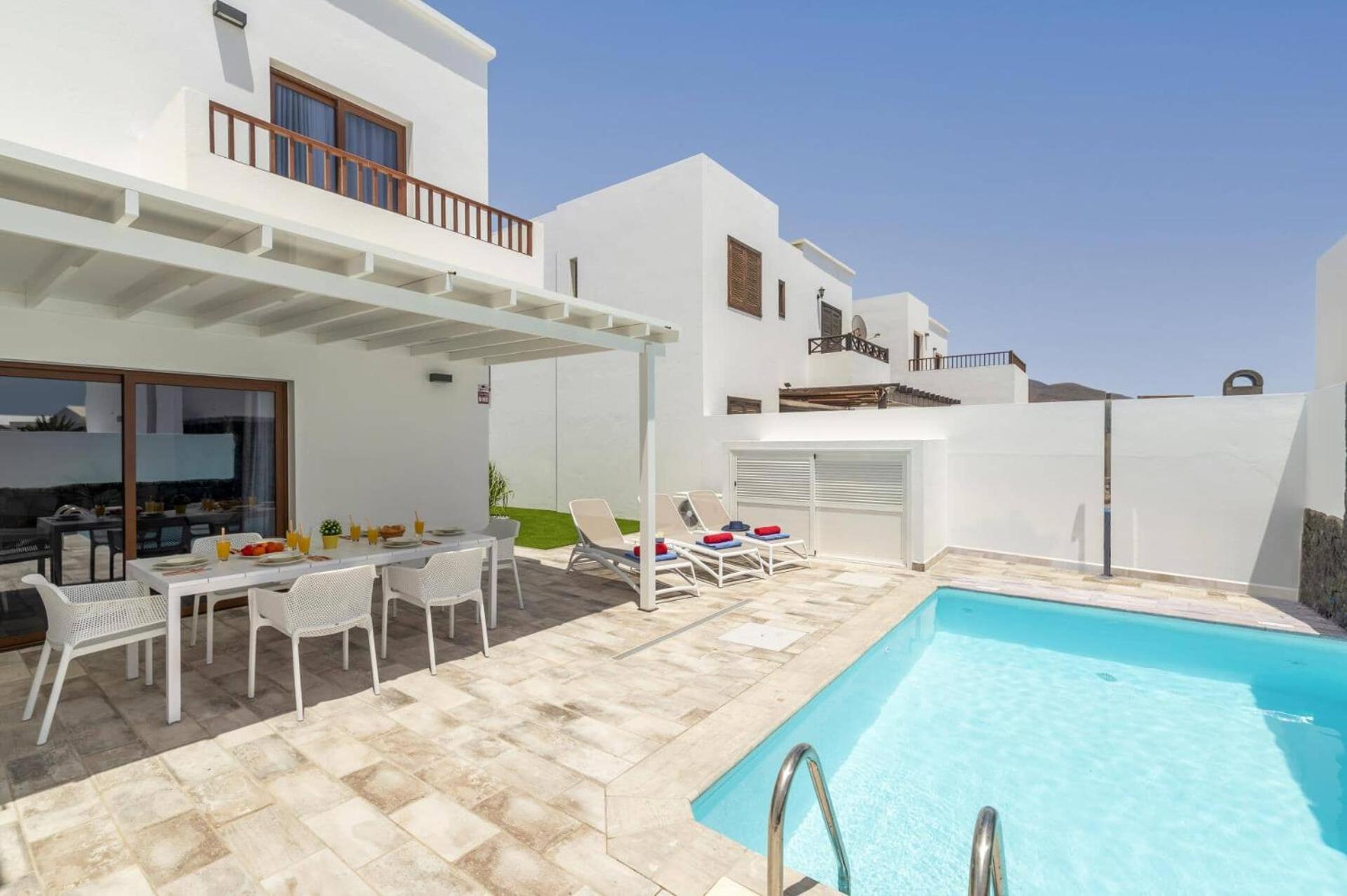 Villa Omura By Villa Plus Playa Blanca  Exterior photo